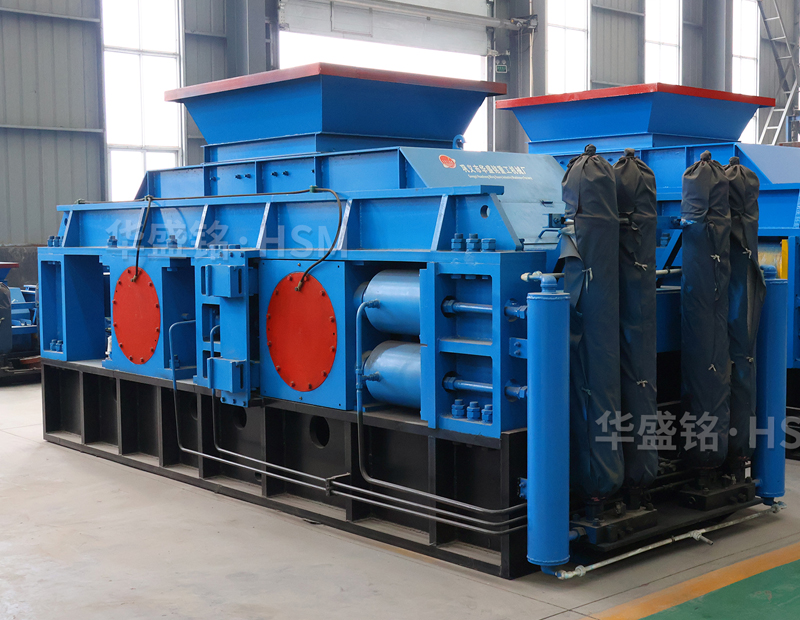 什么設(shè)備可破碎可制砂？新型對(duì)輥制砂機(jī)多少錢(qián)一臺(tái)？